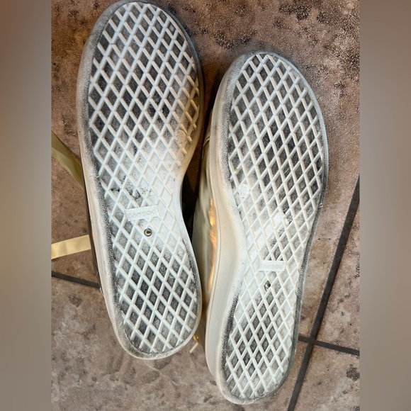 GOLD METALLIC Fashion Forward smeakers - Picture 5 of 14